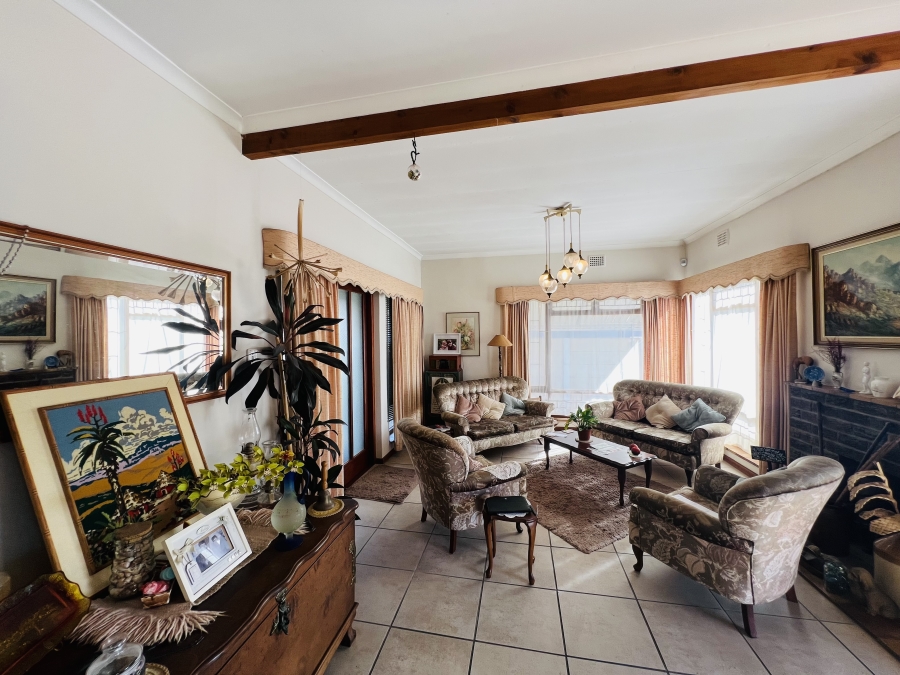 4 Bedroom Property for Sale in Van Der Stel Western Cape